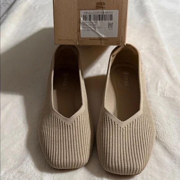 Chic Beige Women's Loafers size 8.5 - Picture 5 of 8